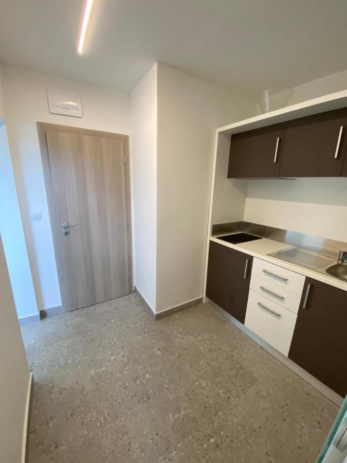 Apartmani Kumenat Biograd Na Moru Eksteriør billede